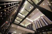 38 namestaj za javne objekte