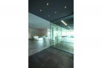 46 namestaj za javne objekte