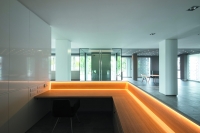 48 namestaj za javne objekte