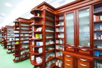 68 namestaj za javne objekte