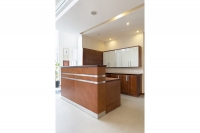 69 namestaj za javne objekte