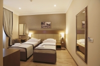 71 namestaj za javne objekte