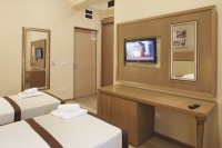 73 namestaj za javne objekte