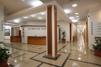 79 namestaj za javne objekte