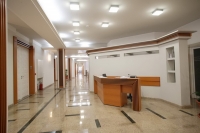 80 namestaj za javne objekte