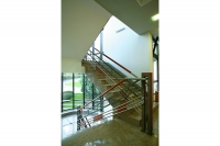 82 namestaj za javne objekte