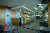 84 namestaj za javne objekte